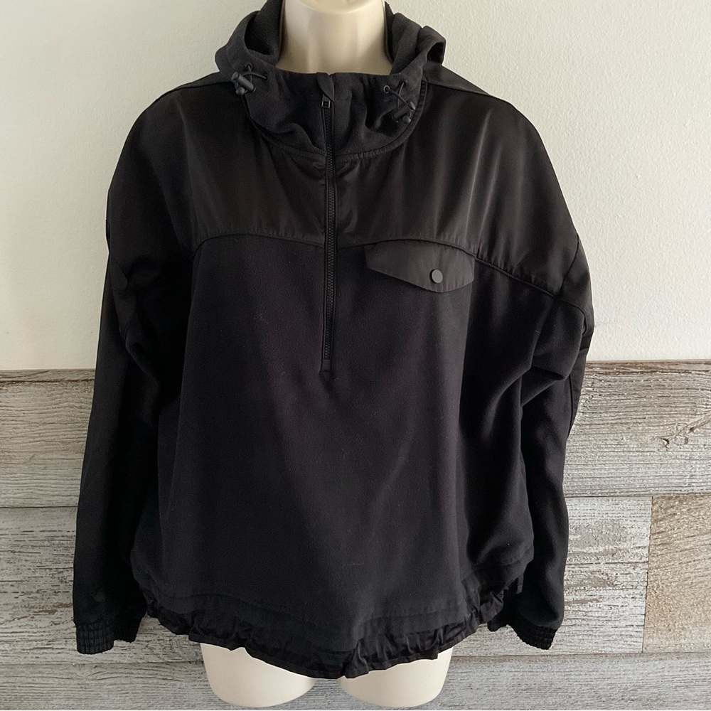 Athleta Zion Microfleece 1/2 Zip Black Hooded Pullover Size M